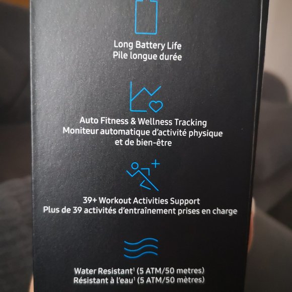 Galaxy smart watch 46mm model SM-R800 - Picture 3 of 4